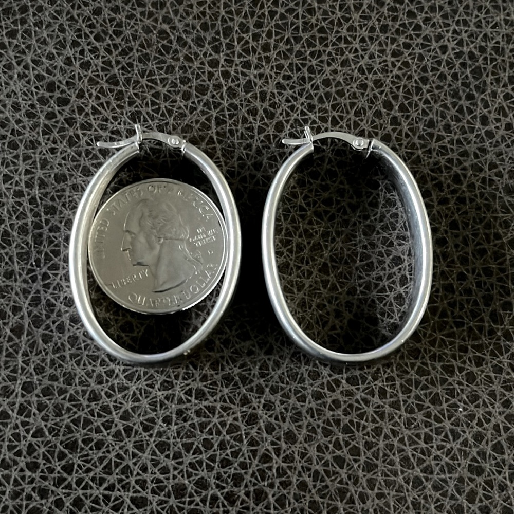 Authentic Sterling Silver Oval Hoops Earrings - M… - image 5